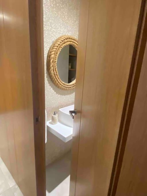 Holiday home Casa Fibes - Congresos Parking Y Alberca *